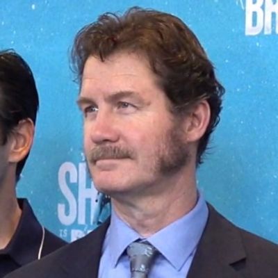 Video: The Company of THE SHARK IS BROKEN Hits The Red Carpet On Opening Night