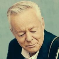 Tommy Emmanuel Joined by Little Feat & Sam Bush for Cover of 'Cajun Girl'