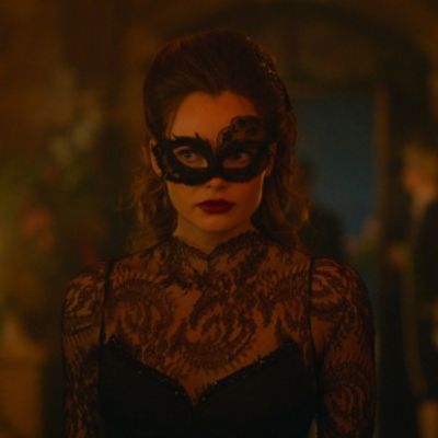 Video: Watch a Scene From the Season 2 Finale of THE BUCCANEERS
