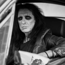Alice Cooper Comes to Overture This Summer