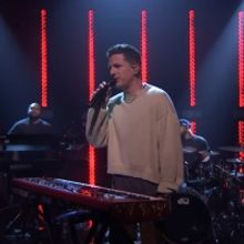 VIDEO: Watch Charlie Puth Perform 'Mother' on THE TONIGHT SHOW WITH JIMMY FALLON