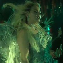 Video: Go Inside the MEAN GIRLS Musical Numbers in New Choreography Featurette