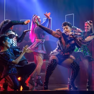 Review: SIX THE MUSICAL at Blumenthal Performing Arts