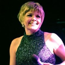 Review: A KISS FOR BRAZIL Brings Karrin Allyson's Bossa Nova Spell & More to Birdland