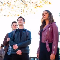 Netflix's 13 REASONS WHY Partners With Scholly On Scholarship Fund For Graduating…