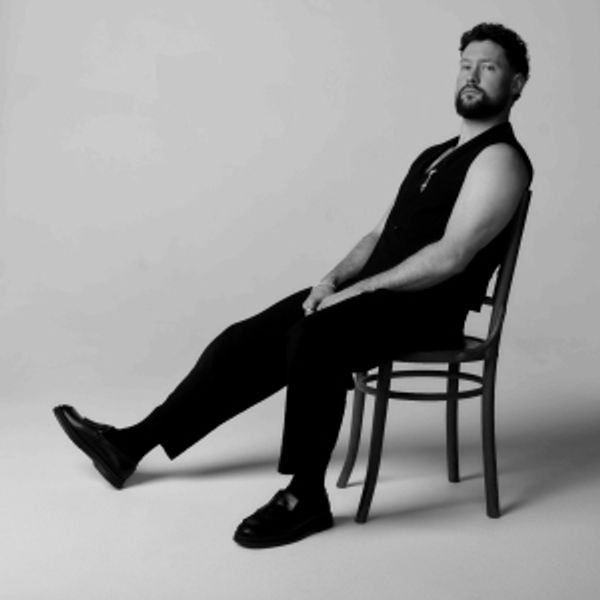 Calum Scott Unveils Headlining 'The Avenoir Tour' Photo