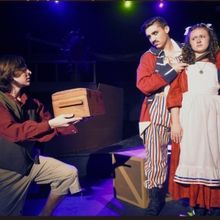 Review: PETER AND THE STARCATCHER at The Royal Theatre