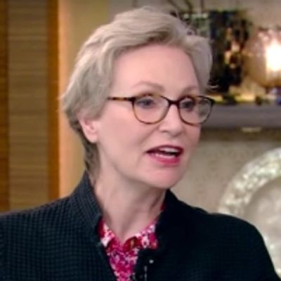 VIDEO: Jane Lynch Discusses Bonding With Her Mother Through FUNNY GIRL on LIVE