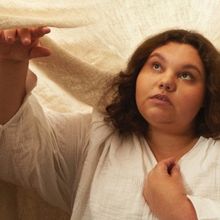 REVIEW: Jane Harrison's STOLEN Is Presented With Powerful Simplicity By Sydney Theatr