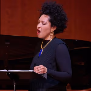 Review: Bullock, Woods and Hanick Are Anything but ORDINARY THINGS at NY's 92nd…