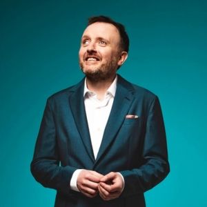 Chris McCausland Will Make Parr Hall Debut in 2024