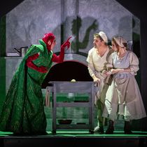Review: INTO THE WOODS at Her Majesty’s Theatre, Adelaide Festival Centre