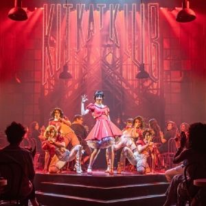PHOTOS: La producción inmersiva de CABARET se presenta en Madrid
