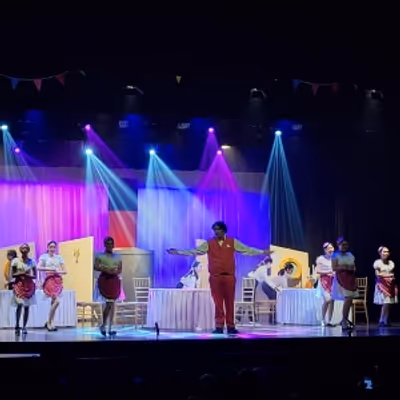Review: SILVER'S TOUR: THE MUSICAL &ndash; An Unfocused Take on a Good Concept