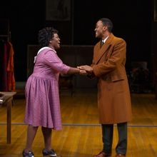 Review: TROUBLE IN MIND at Hartford Stage