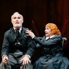 BWW Review: THE CHAIRS, Almeida Theatre