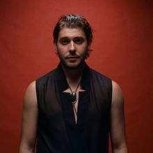 Video: Sam Williams Releases Stunning Video for 'Scarlet Lonesome'