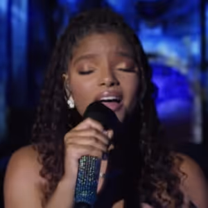 Video: Halle Bailey Performs 'Part of Your World' From THE LITTLE MERMAID on…