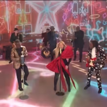VIDEO: Meghan Trainor & Earth, Wind, and Fire Perform 'Holidays' on THE TONIGHT SHOW