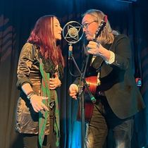 THE BLACK FEATHERS Return to Newton's Allen Center for U.S. Tour Stop