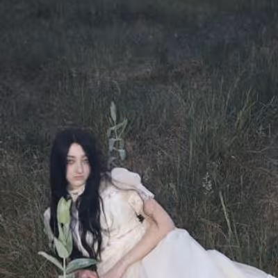 Lydia Saint George Releases Official Video for 'I'm a Little Scared'