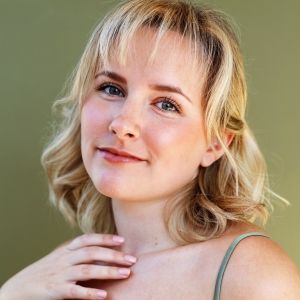 Kayla Moore Joins the Cast of THE OFFICE! A MUSICAL PARODY! Off-Broadway