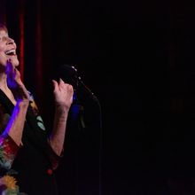 Review: Karen Akers' COME WITH ME TO PARIS! at Birdland Très Magnifique