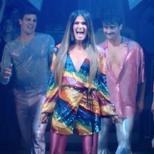 Video: Idina Menzel Drops 'MOVE' Music Video