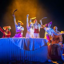 Review: THE WONDERFUL WORLD OF DISSOCIA, New Athenaeum Theatre