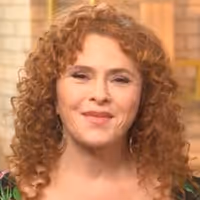 Interview: Bernadette Peters Talks 'Irreverent' New Series HIGH DESERT on Apple TV+ Video