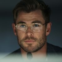 VIDEO: Netflix Shares SPIDERHEAD Trailer With Chris Hemsworth, Miles Teller & Jurnee…