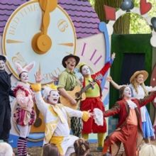 ALICE IN WONDERLAND Comes to Adelaide Botanic Garden