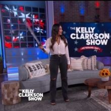 VIDEO: Olivia Munn Gives Kelly Clarkson Sword Fighting Lessons