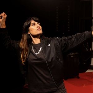 EDINBURGH 2025: Review: STANDING IN THE SHADOWS OF GIANTS, Traverse Theatre