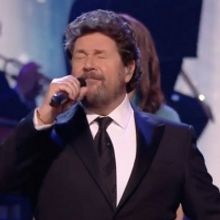 VIDEO: Michael Ball Performs 'You'll Never Walk Alone' at the Royal Variety Show