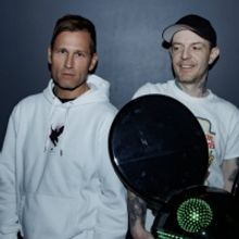 Kx5 Celebrate 'Escape' as U.S. Top 40 Radio Single at #32