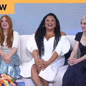 Leslie Mann, Isla Fisher, Michelle Buteau on Surviving a Cyclone for 'Spa Weekend' Video