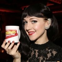 Wake Up With BWW 12/11: THE GRINCH MUSICAL Reviews, and More!