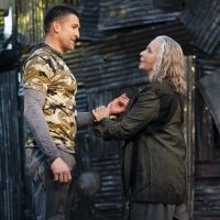 BWW Review: Jonathan Cake and Kate Burton Shine in Shakespeare's Political Drama…