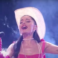 VIDEO: Watch Ariana Grande & Kelly Clarkson Perform 'Respect' on the Season Premiere…