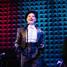 Feature: Kim David Smith Spills on Hallo-Wien & Christmas Shows