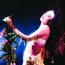 Naïka Extends International Tour with New Europe and Festival Dates