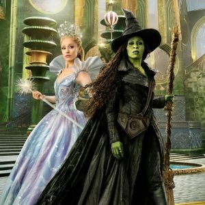 Photo: New Look at WICKED: FOR GOOD Feat. Glinda, Elphaba, & More in Emerald City
