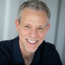 Adam Pascal Will Join DRAG: THE MUSICAL