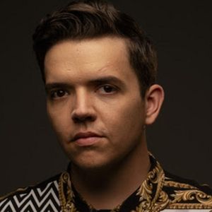 Jason Hawk Harris Announces New LP 'Thin Places'
