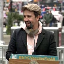 VIDEO: Lin-Manuel Miranda Helps Mayor Bill De Blasio Open Broadway Vaccination Site!