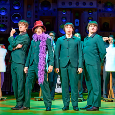 Review: SUNNY AFTERNOON at Edinburgh Playhouse