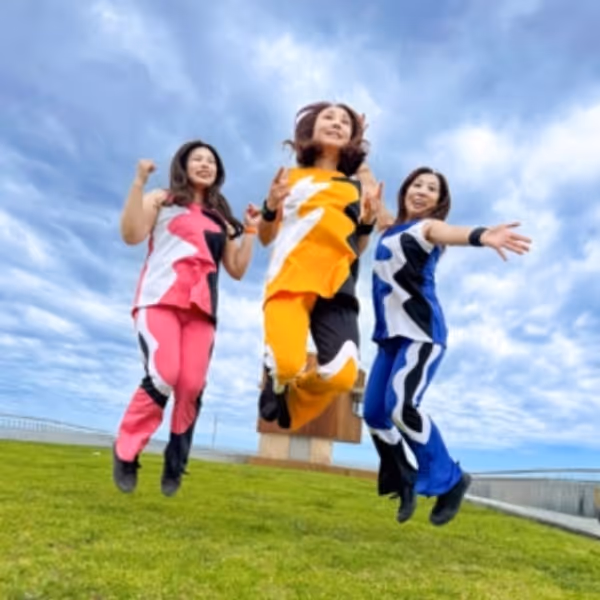 Shonen Knife Sets North American 'Everyone Happy U.S. Tour' Photo