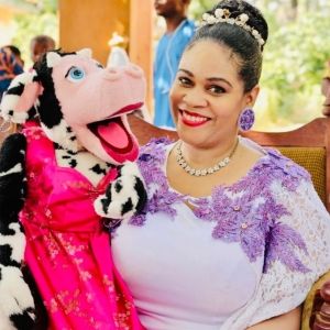 Q&A: EDINBURGH 2024: Her Royal Majesty Queen Angelique-Monet on VENTRILOQUIST QUEEN…