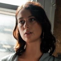 GRACE CUMMINGS Shares Cover of Fatboy Slim's 'Praise You'